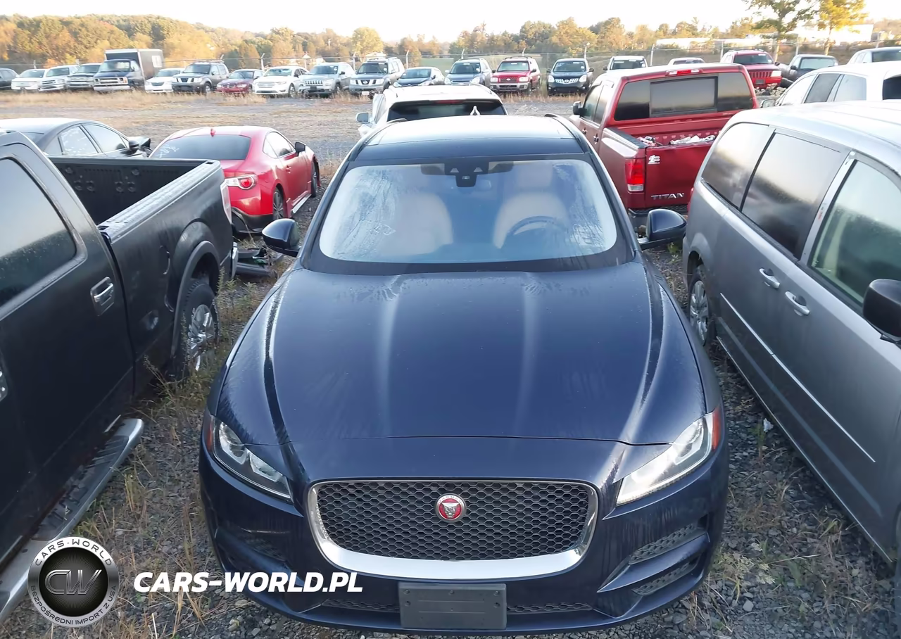2018 Jaguar F-Pace 25T Premium VIN:SADCJ2FX0JA266399 - 6