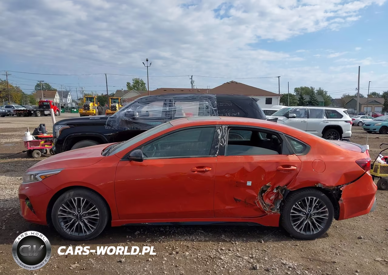 2023 Kia Forte Gt-Line VIN:3KPF54AD5PE639755 - 14