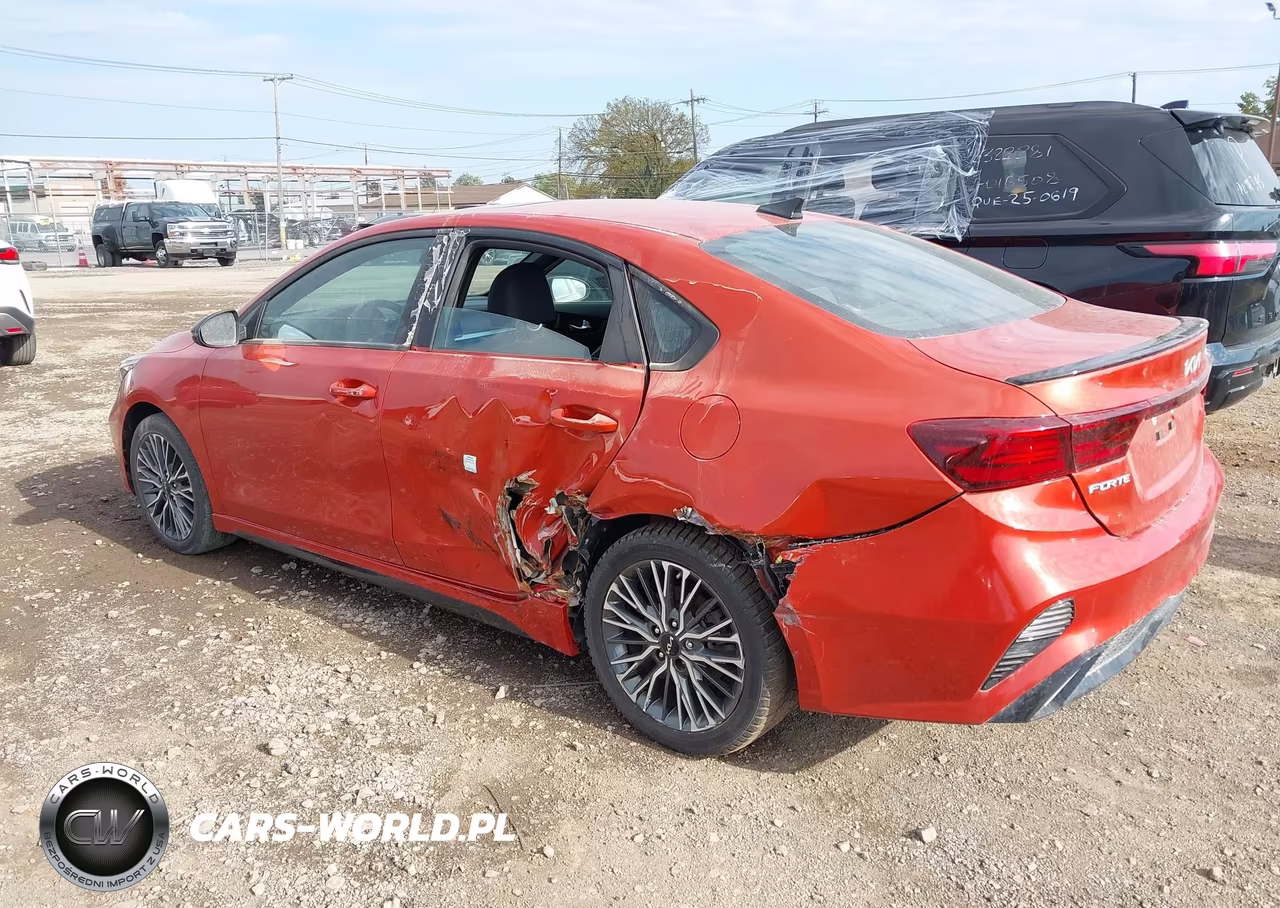 2023 Kia Forte Gt-Line VIN:3KPF54AD5PE639755 - 3