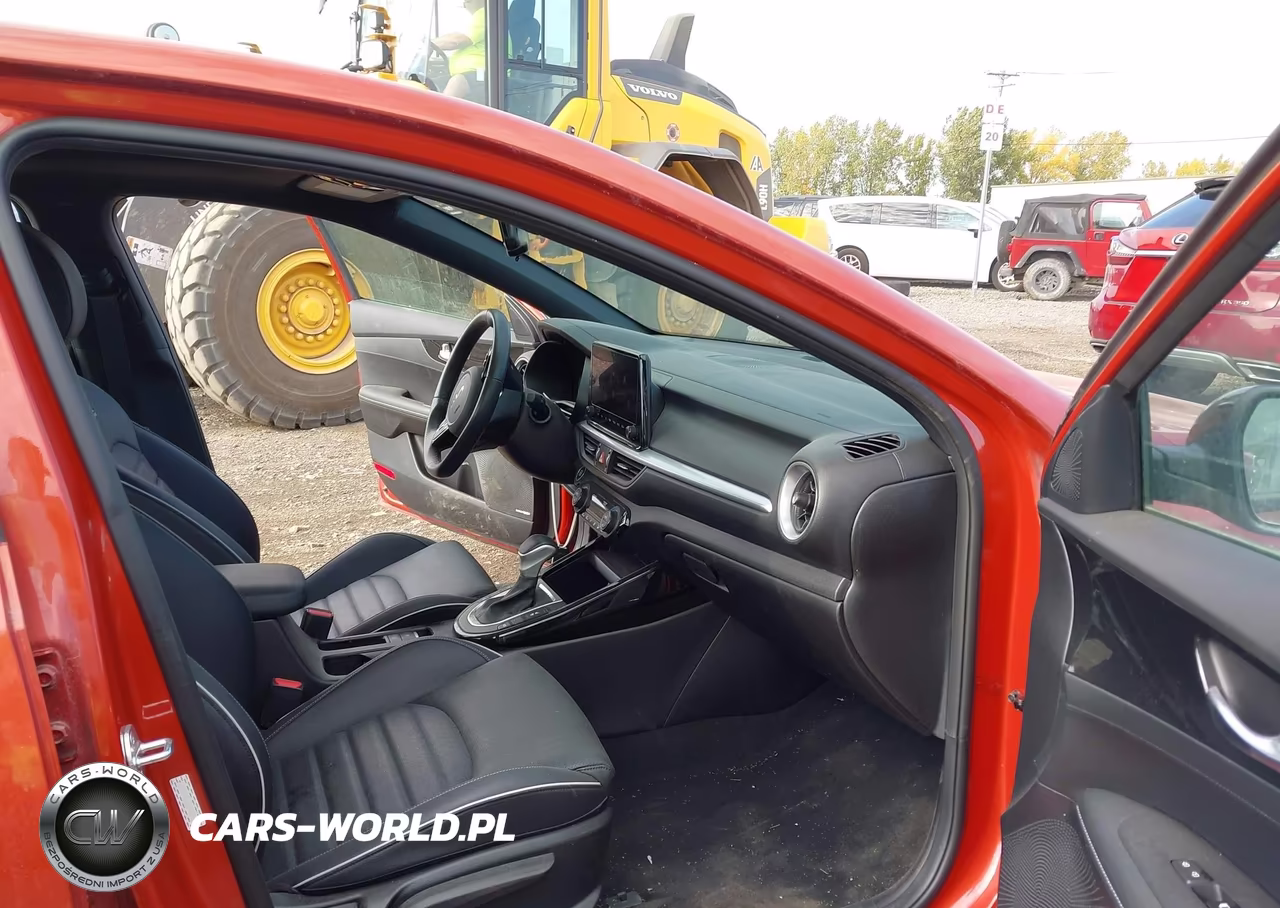 2023 Kia Forte Gt-Line VIN:3KPF54AD5PE639755 - 5