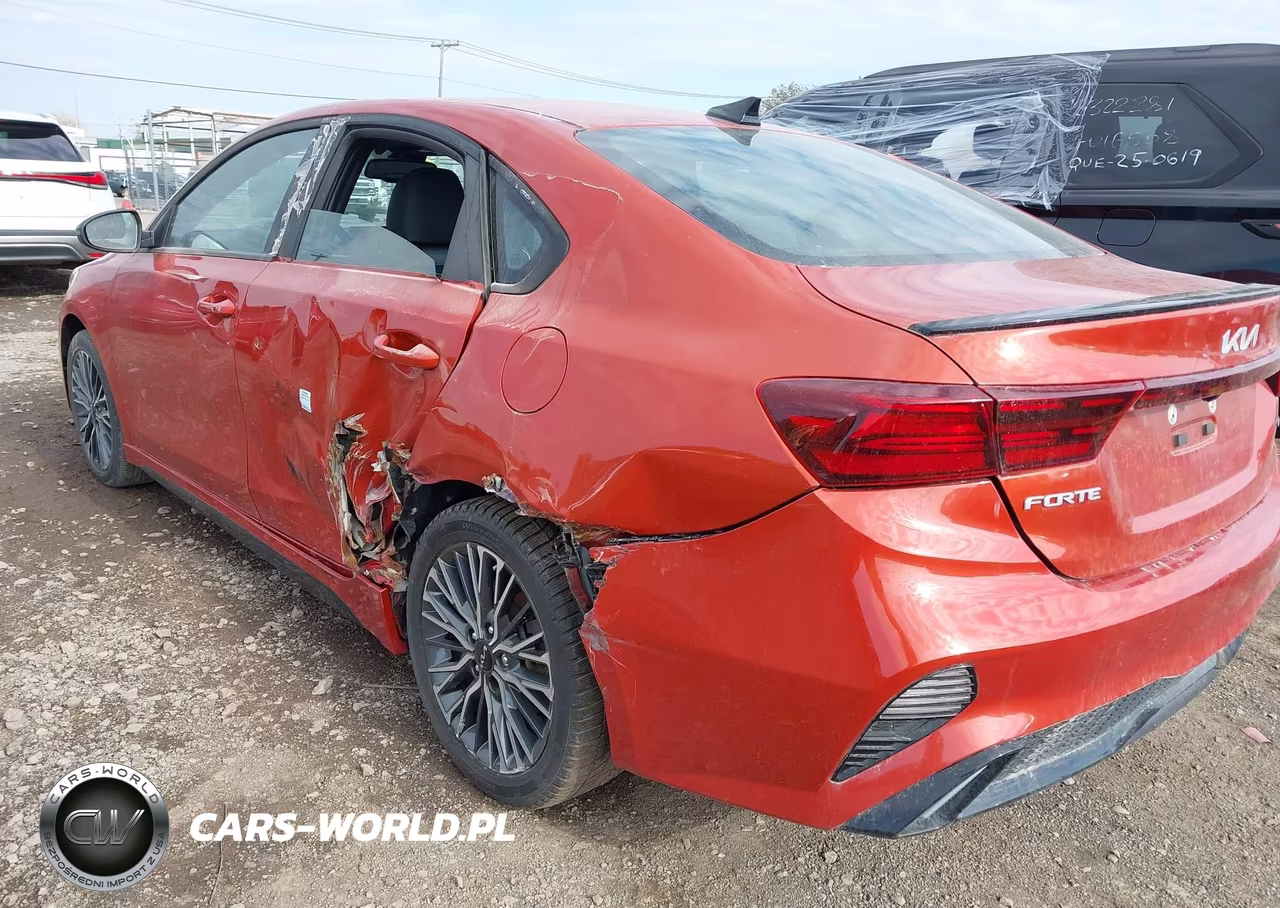 2023 Kia Forte Gt-Line VIN:3KPF54AD5PE639755 - 6