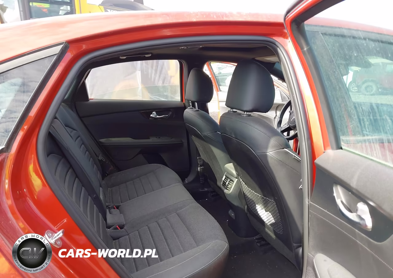 2023 Kia Forte Gt-Line VIN:3KPF54AD5PE639755 - 8