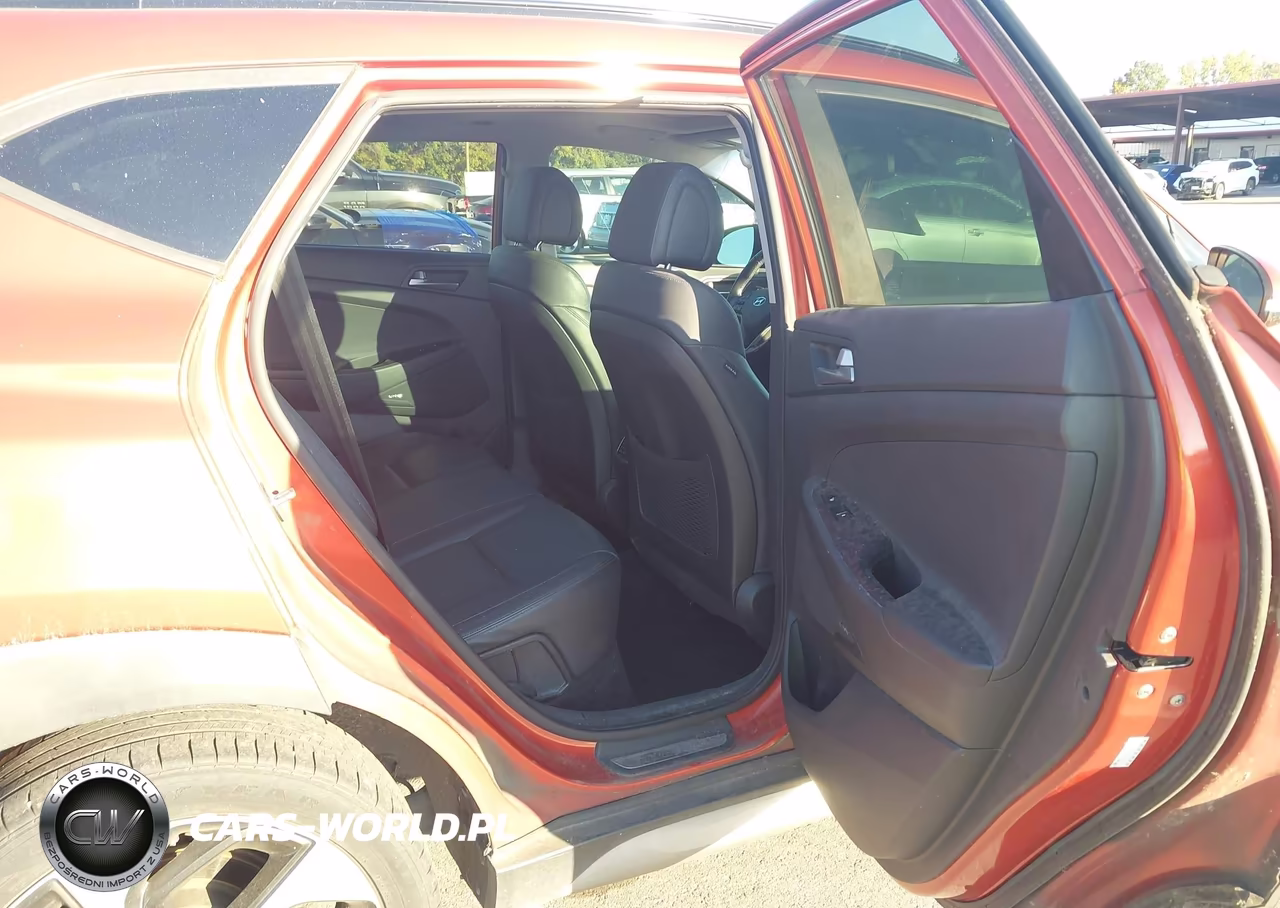 2017 Hyundai Tucson Limited VIN:KM8J33A28HU328926 - 8