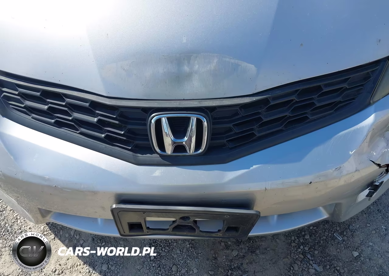 2013 Honda Fit Sport VIN:JHMGE8G56DC009661 - 18