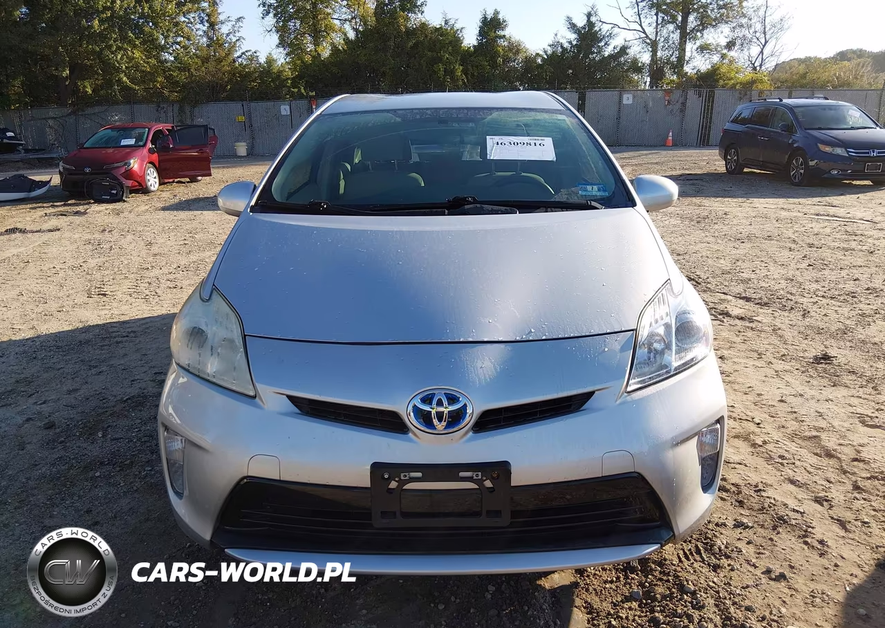 2013 Toyota Prius Two VIN:JTDKN3DUXD0348659 - 12