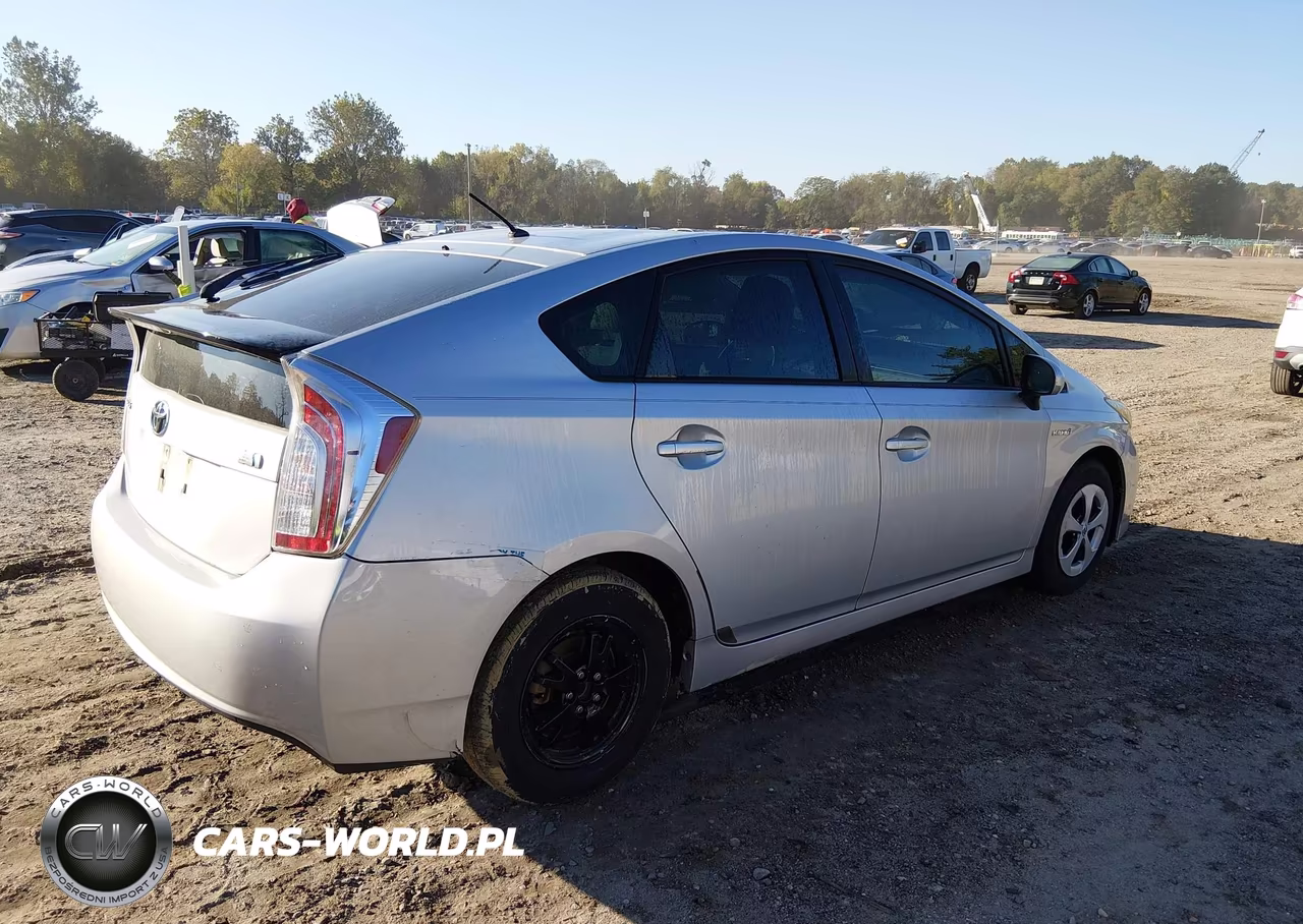 2013 Toyota Prius Two VIN:JTDKN3DUXD0348659 - 4