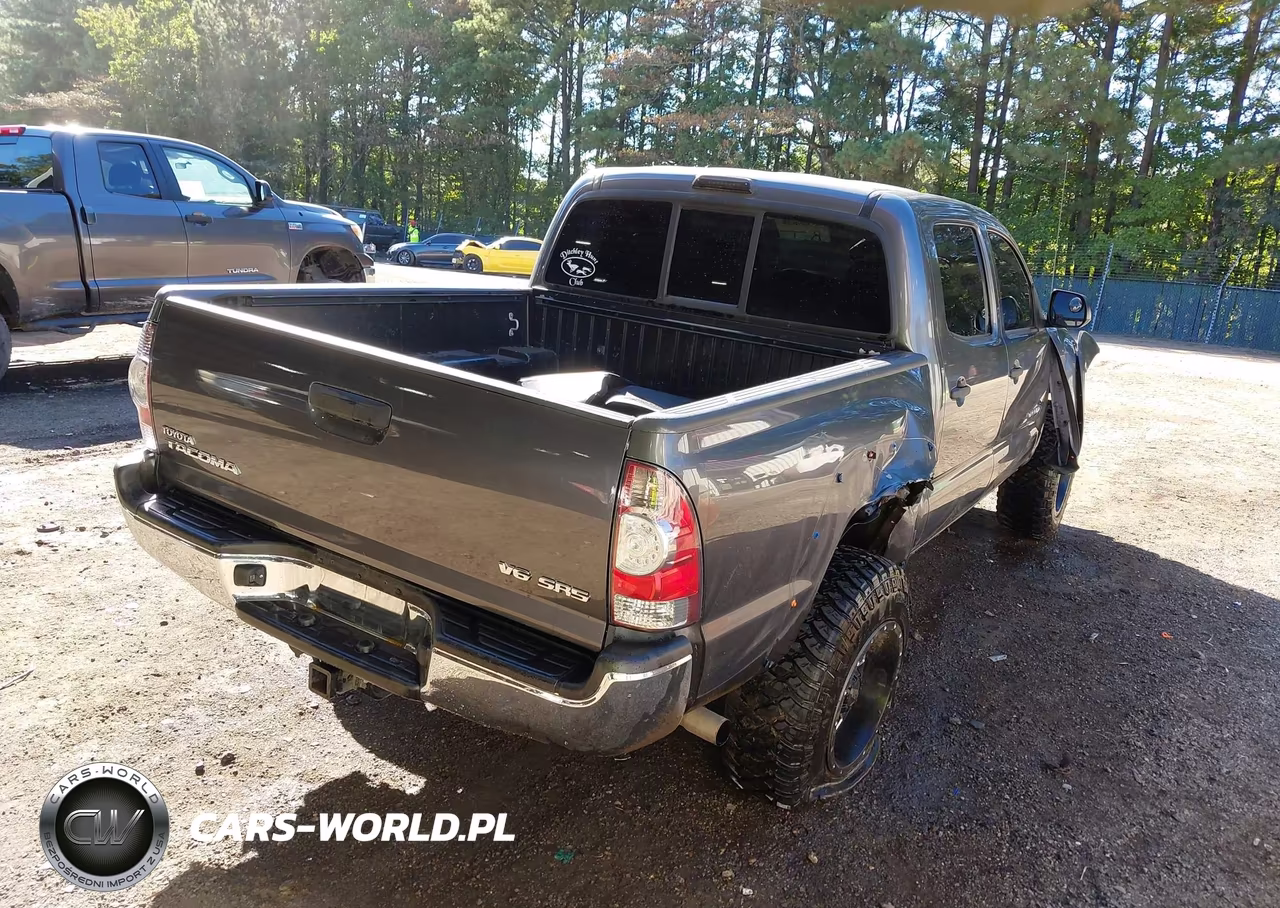 2013 Toyota Tacoma Base V6 VIN:3TMLU4EN2DM133133 - 4