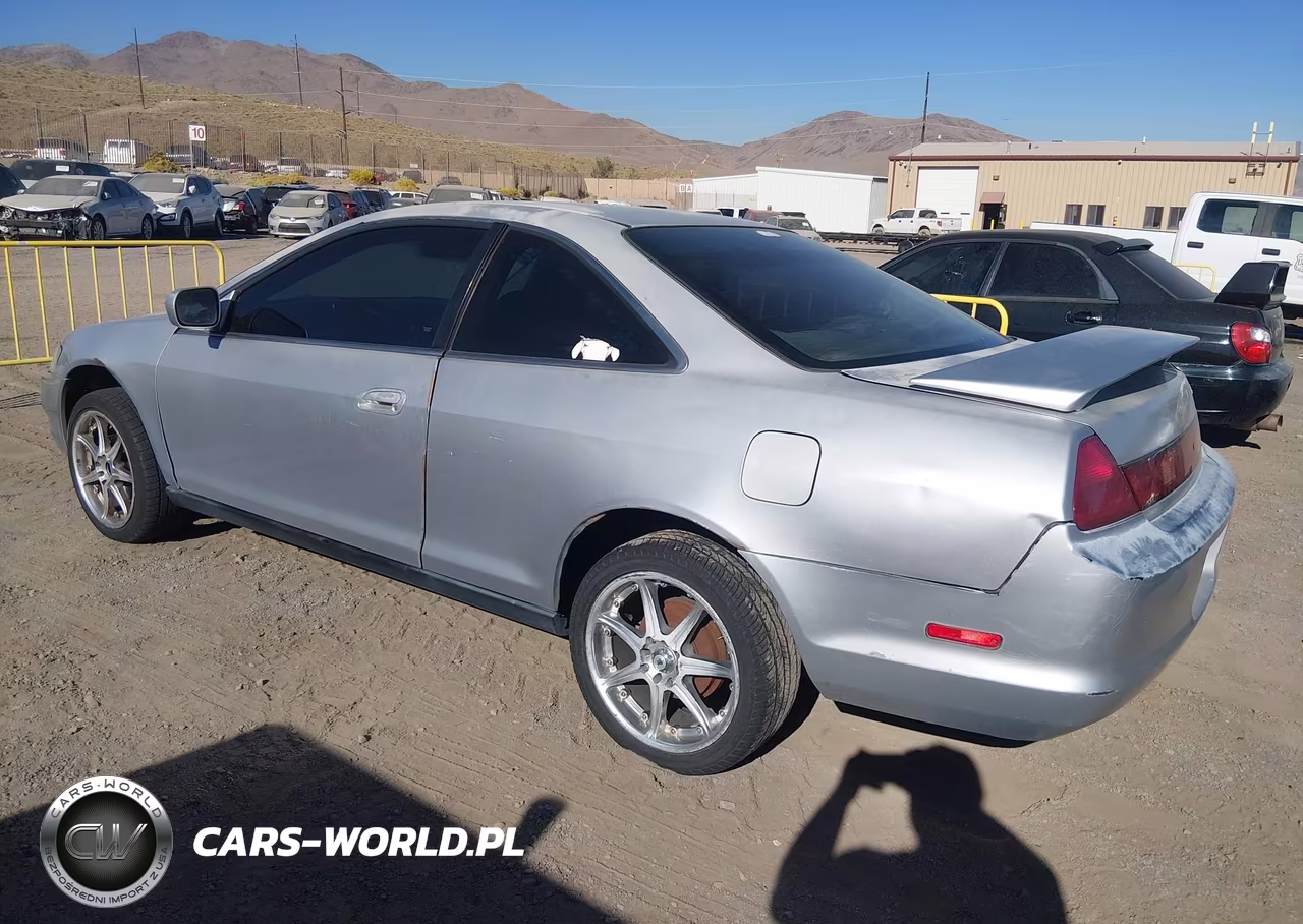 2000 Honda Accord 2.3 Ex VIN:1HGCG3168YA024843 - 3