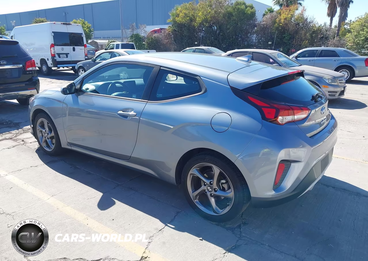 2019 Hyundai Veloster 2.0 VIN:KMHTG6AF5KU019908 - 3