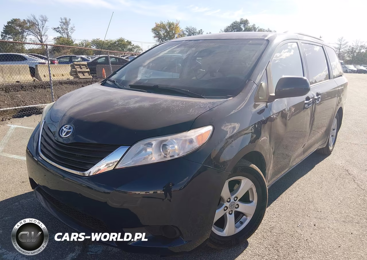 2012 Toyota Sienna Le V6 8 Passenger VIN:5TDKK3DCXCS253286 - 2