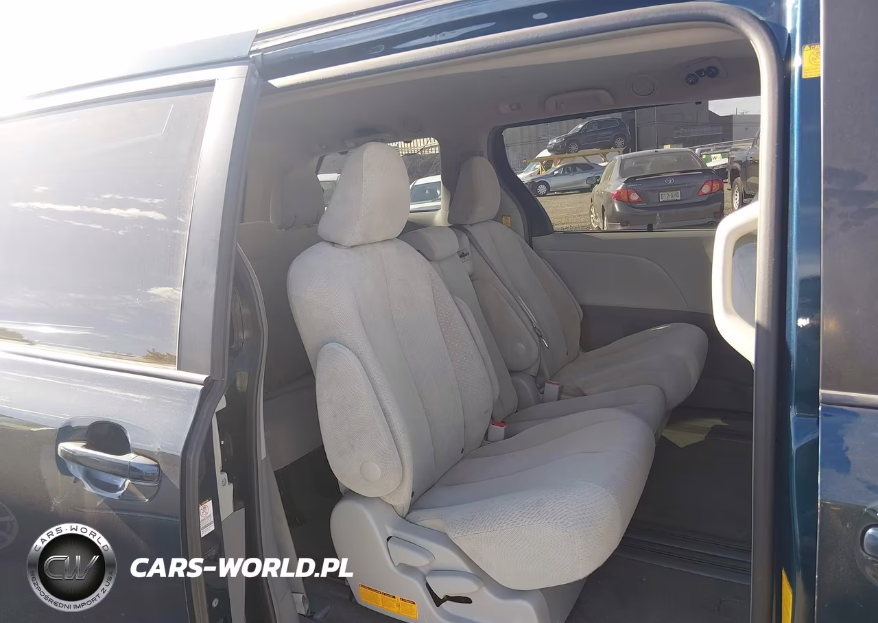 2012 Toyota Sienna Le V6 8 Passenger VIN:5TDKK3DCXCS253286 - 8