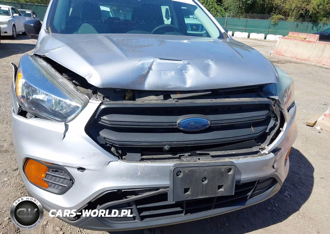 2017 Ford Escape S VIN:1FMCU0F73HUE86907 - 6