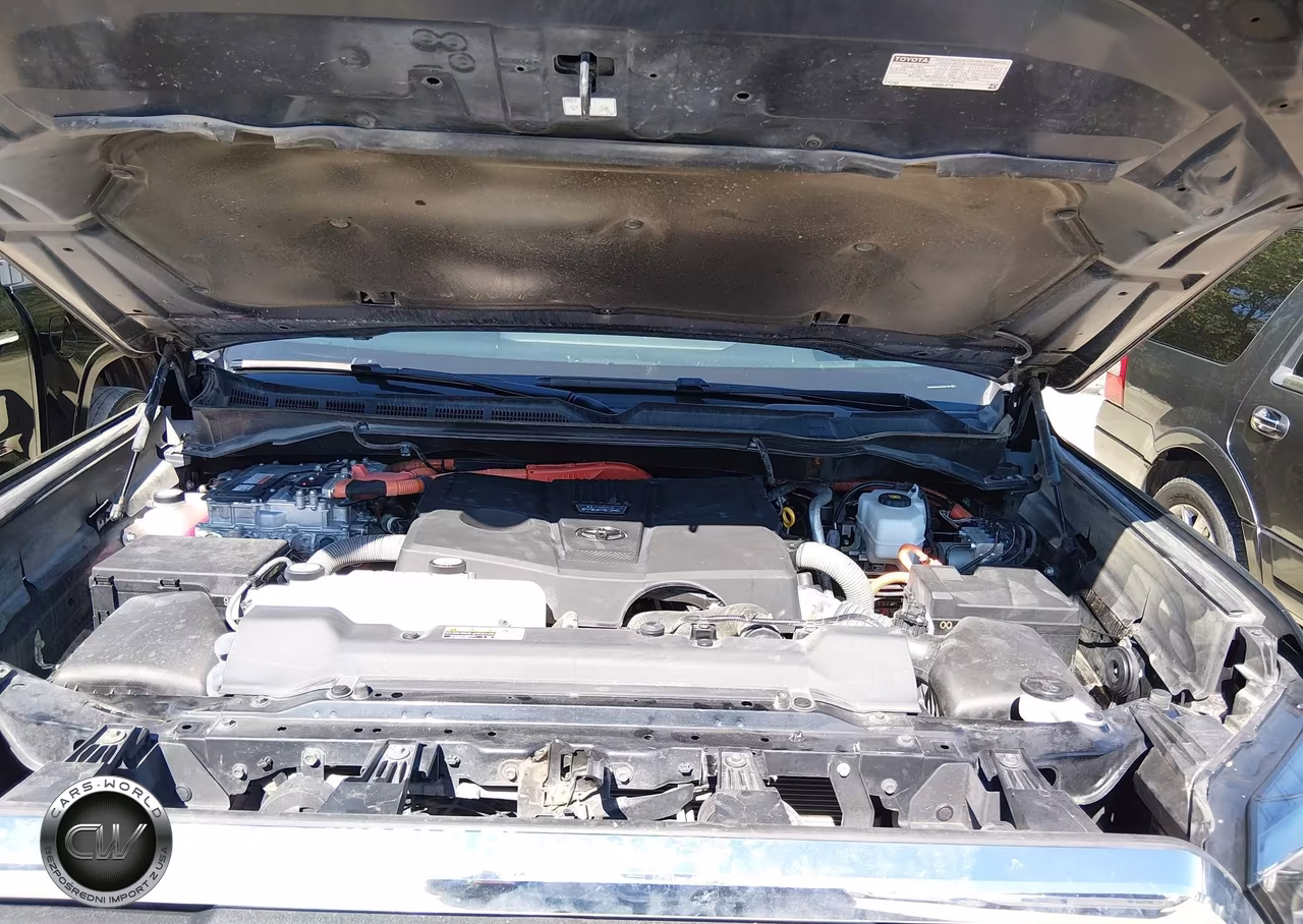 2025 Toyota Tundra Hybrid 1794 Edition Crewmax 5.5' Bed VIN:5TFMC5DBGSX109798 - 10