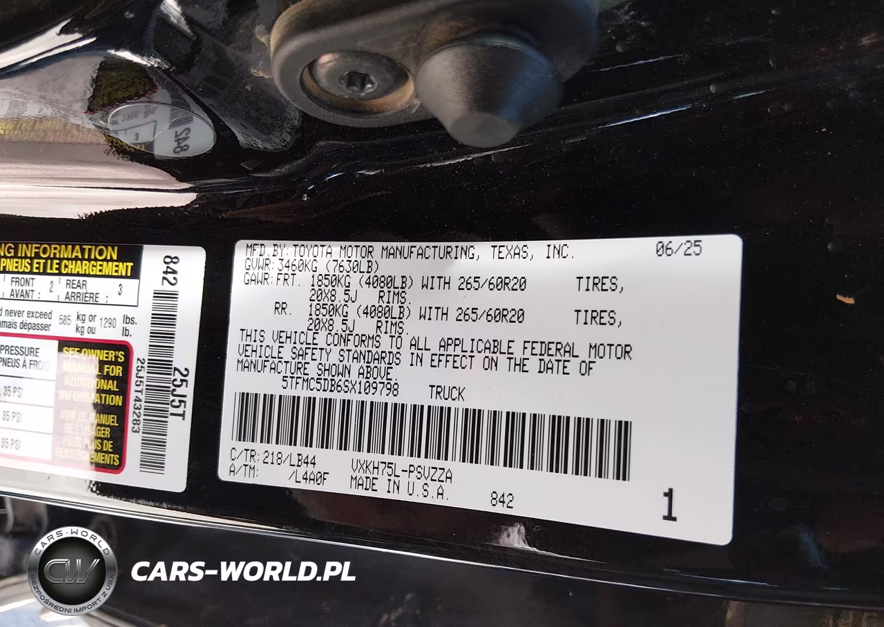 2025 Toyota Tundra Hybrid 1794 Edition Crewmax 5.5' Bed VIN:5TFMC5DBGSX109798 - 9