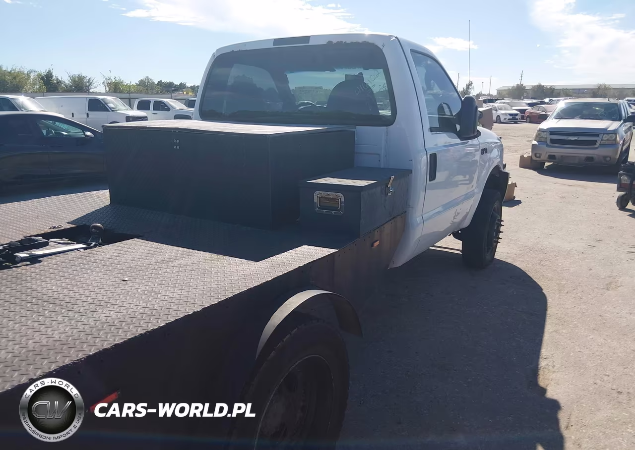 2006 Ford F-450 Chassis Xl-Xlt VIN:1FDXF47PX6EB32553 - 4