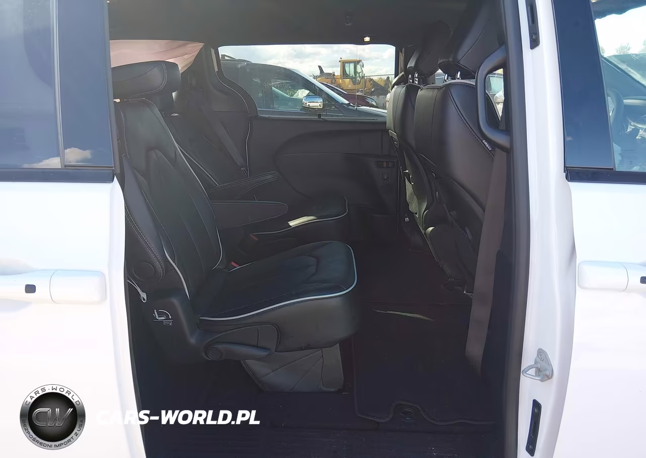 2027 Chrysler Pacifica VIN:2C4RC1GG6VR600994 - 8