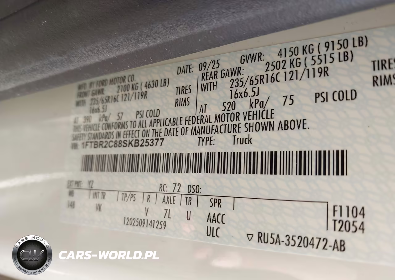 2025 Ford Transit-250 VIN:1FTBR2C88SKB25377 - 9