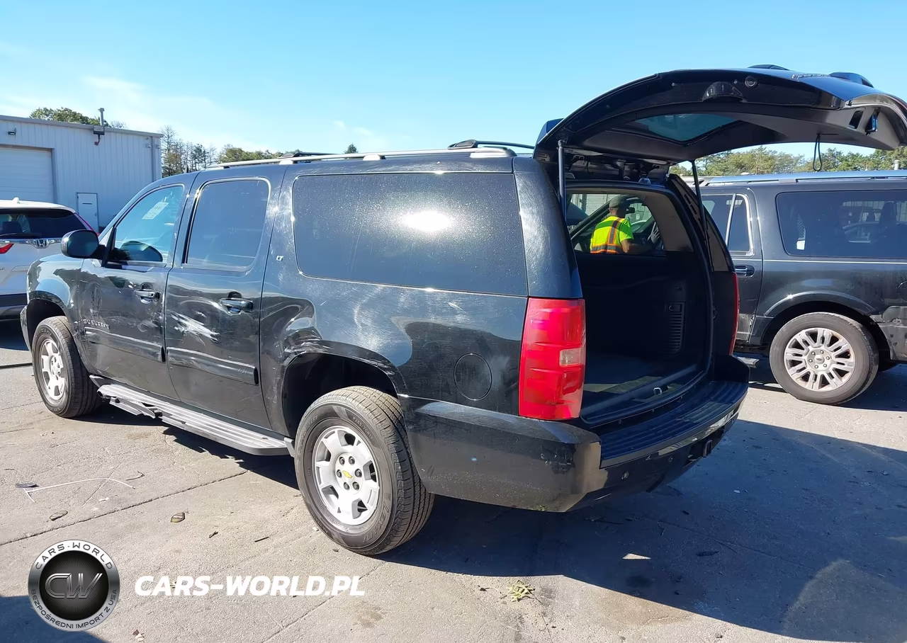 2013 Chevrolet Suburban 1500 Lt VIN:1GNSKJE76DR292339 - 3