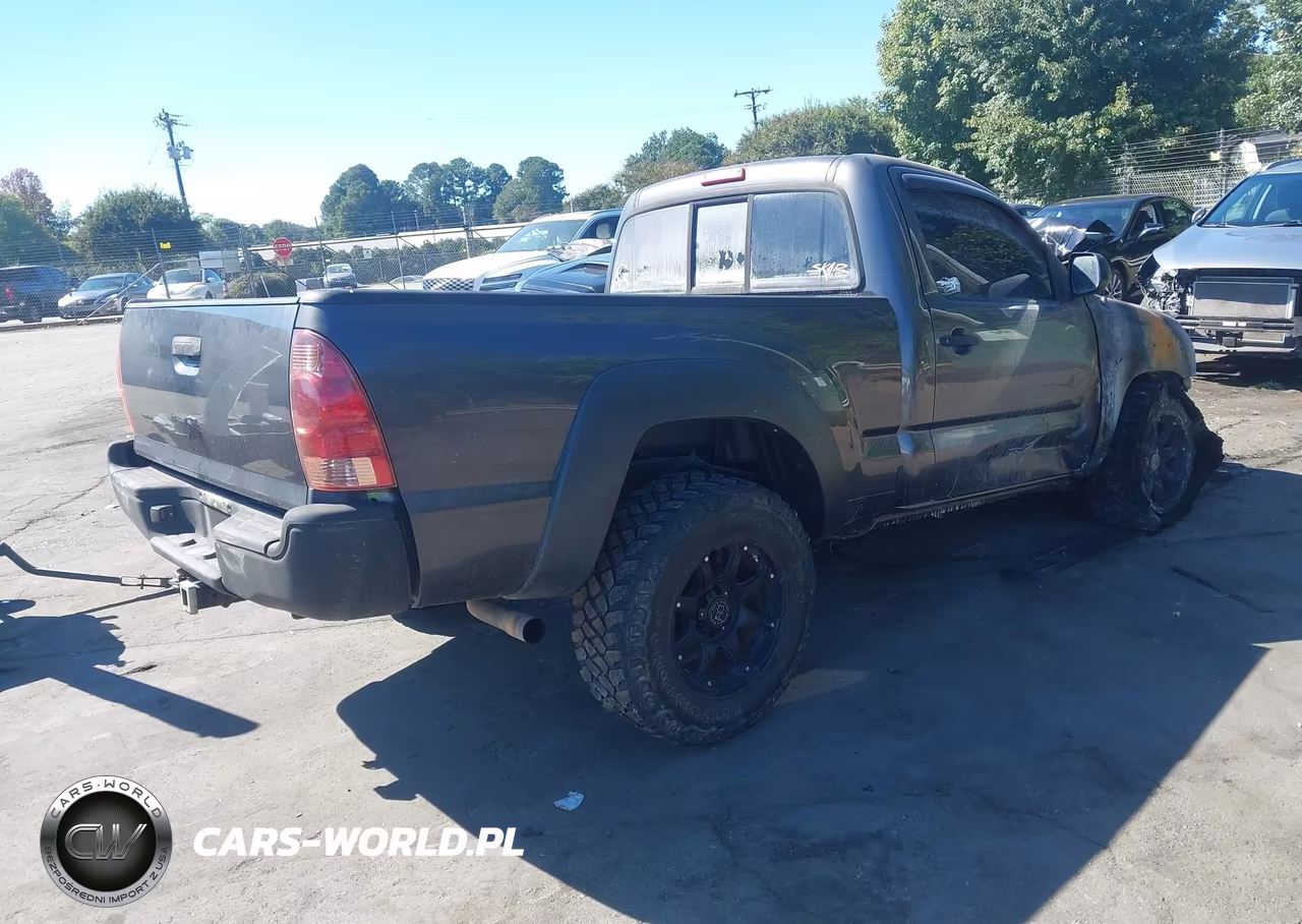 2012 Toyota Tacoma VIN:5TFPX4EN2CX010076 - 4