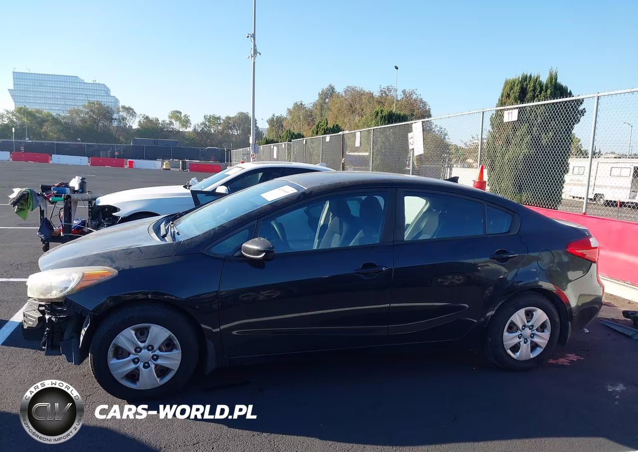 2016 Kia Forte Lx VIN:KNAFK4A60G5587583 - 15