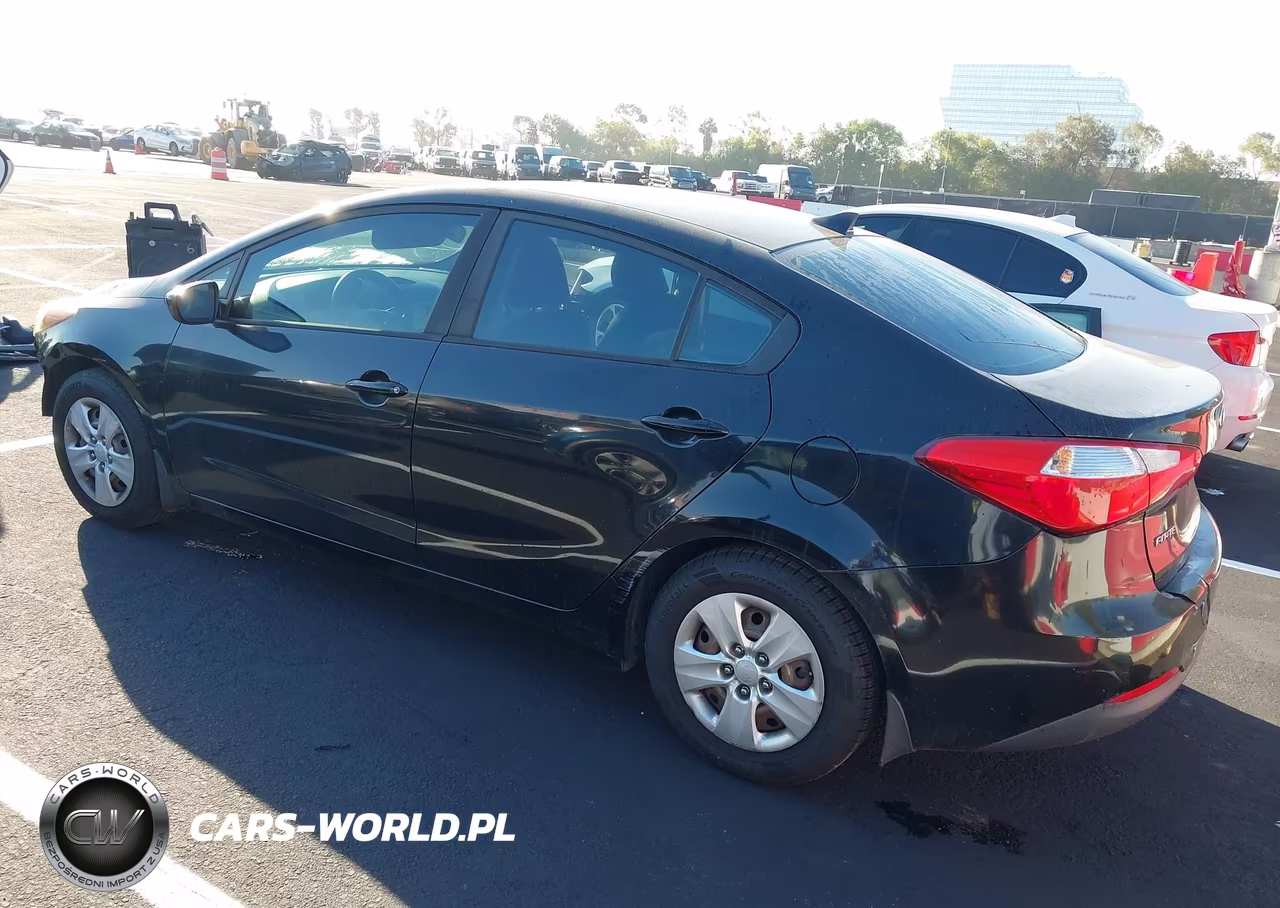 2016 Kia Forte Lx VIN:KNAFK4A60G5587583 - 3