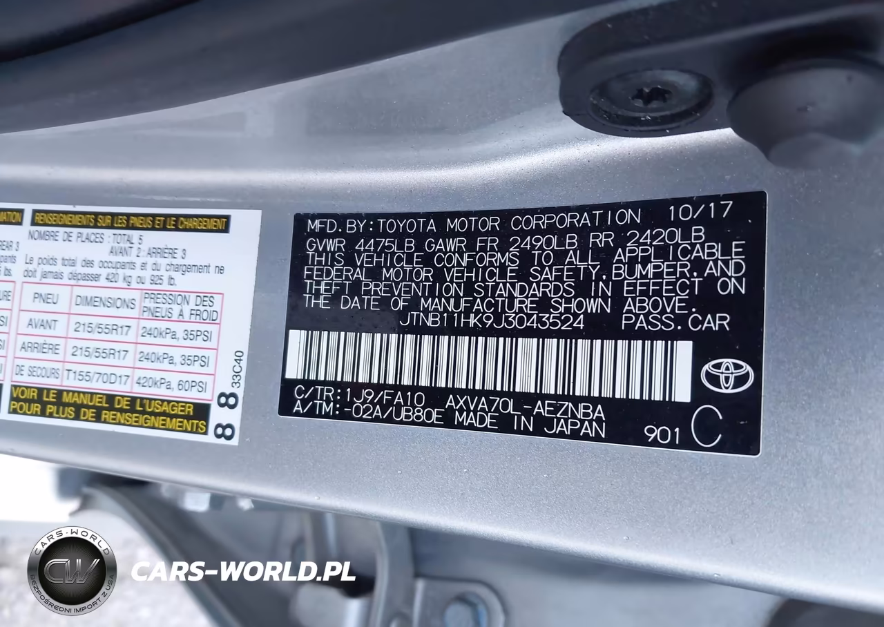 2018 Toyota Camry Le VIN:JTNB11HK9J3043524 - 9