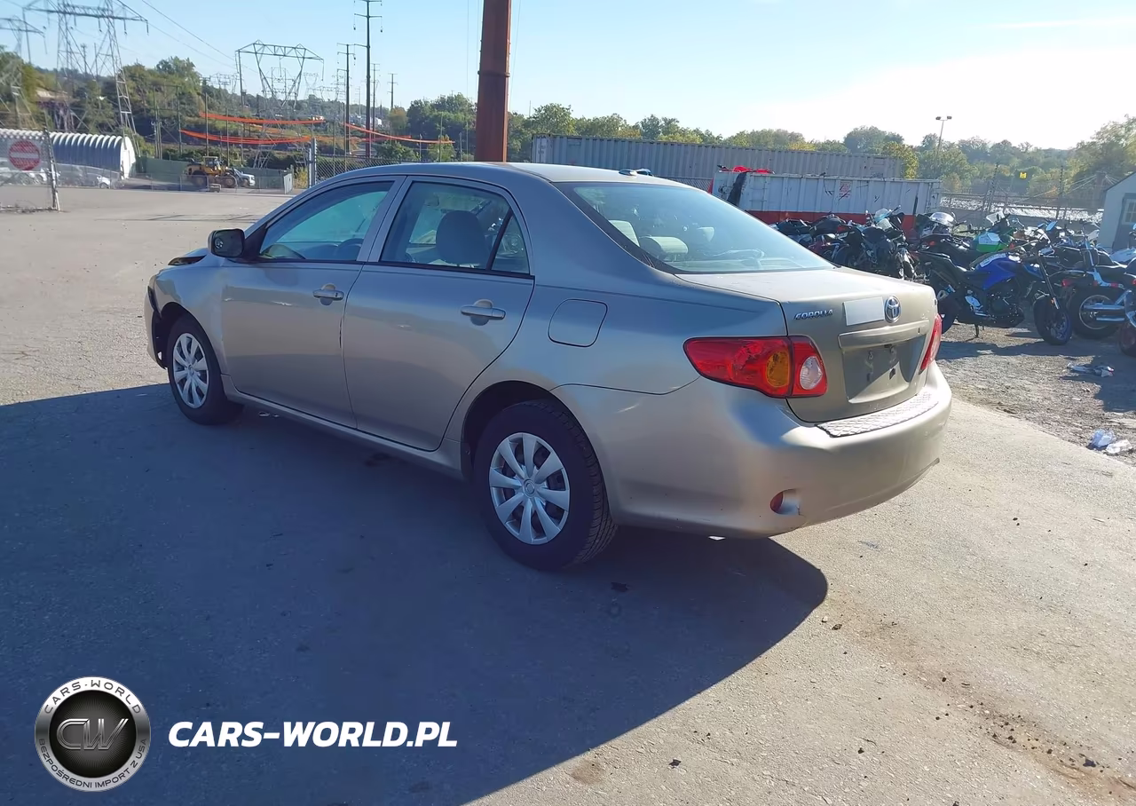 2010 Toyota Corolla Le VIN:2T1BU4EE6AC370823 - 3