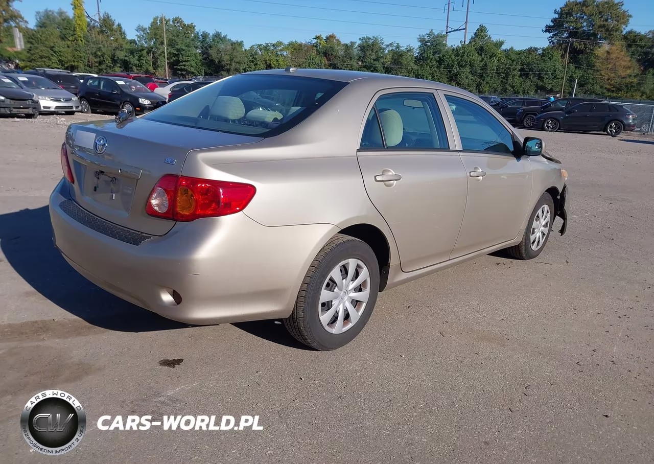 2010 Toyota Corolla Le VIN:2T1BU4EE6AC370823 - 4