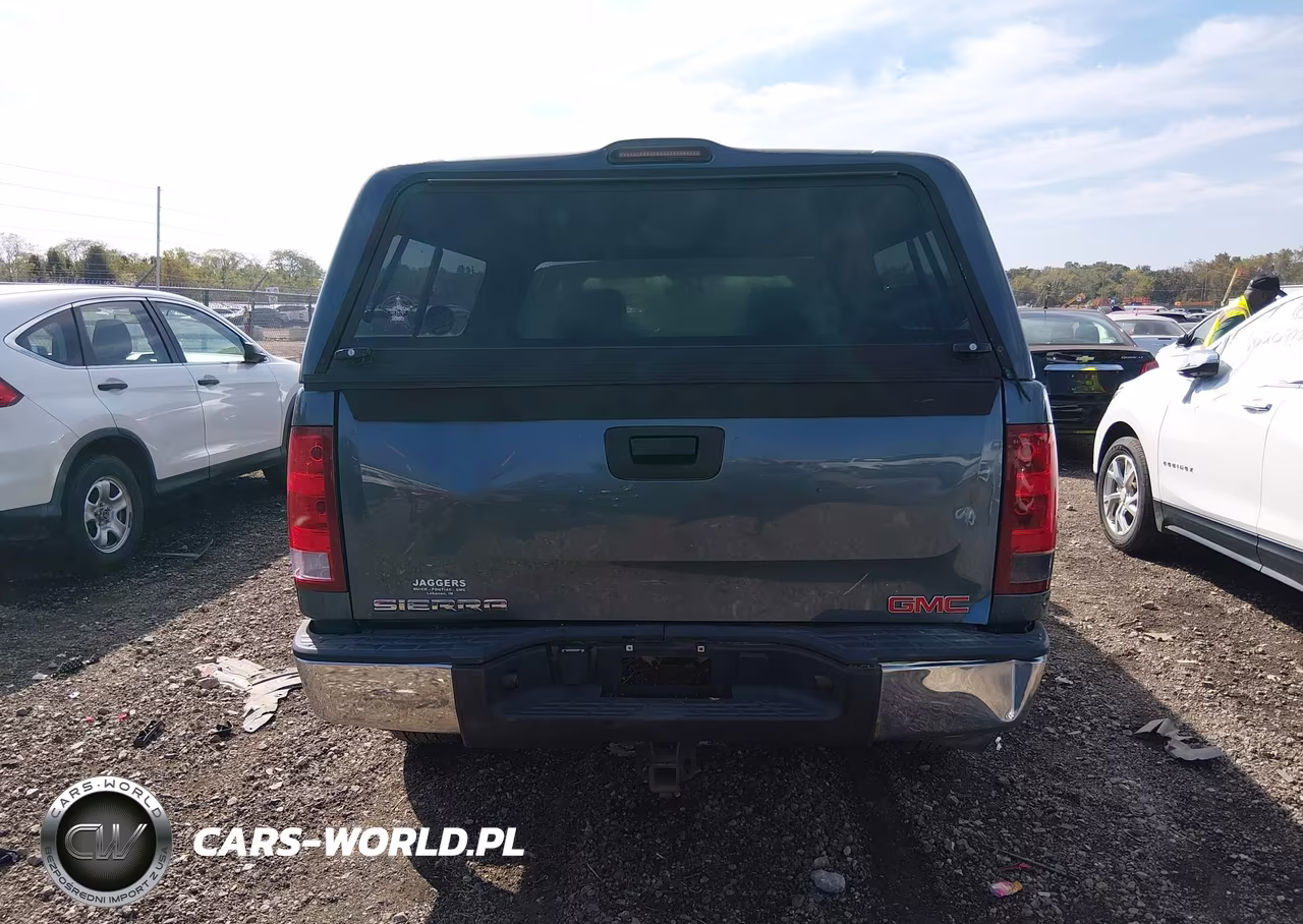 2007 GMC Sierra 1500 Work Truck VIN:2GTEK13C171595662 - 17