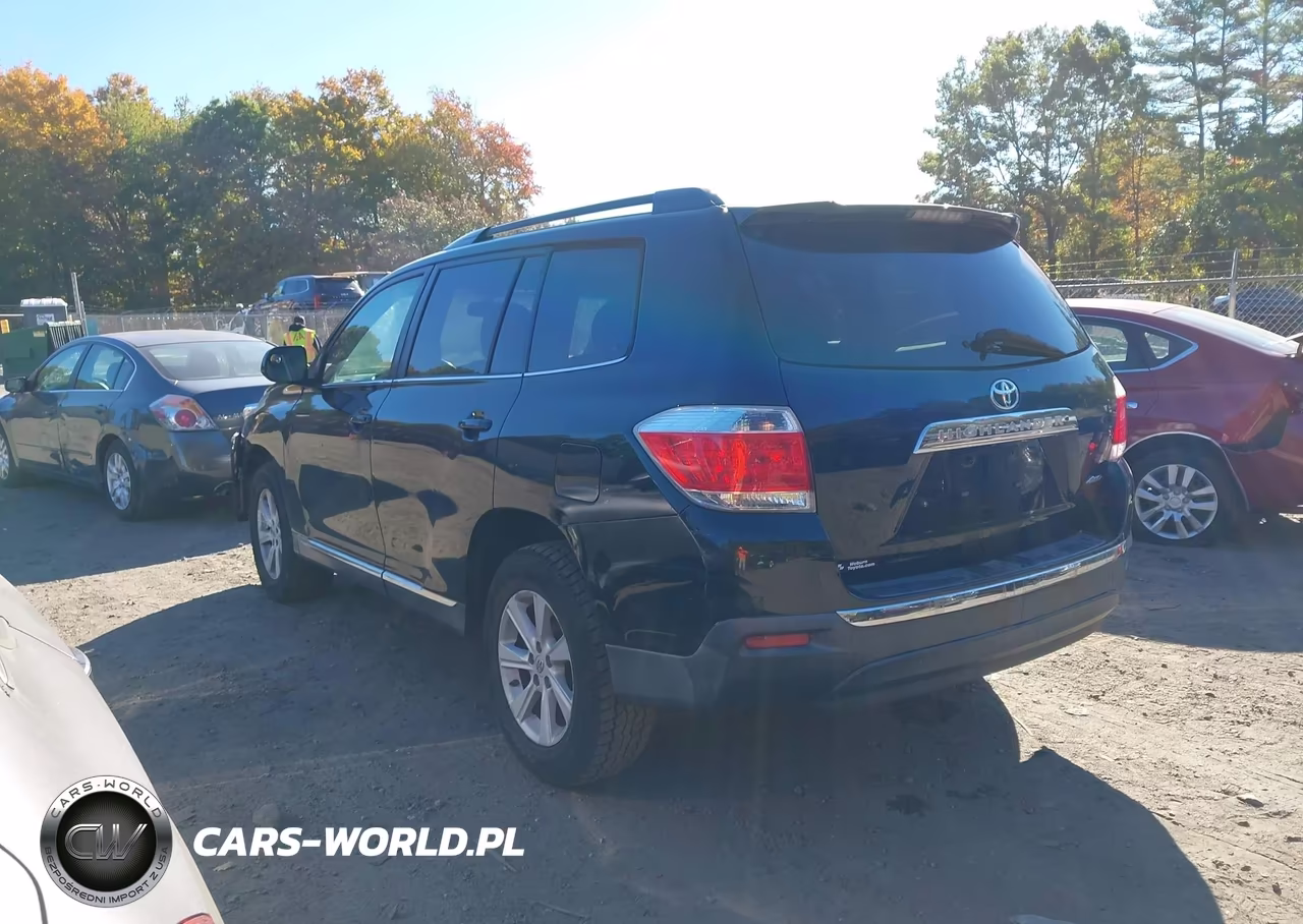 2012 Toyota Highlander Se V6 VIN:5TDBK3EH5CS120526 - 3
