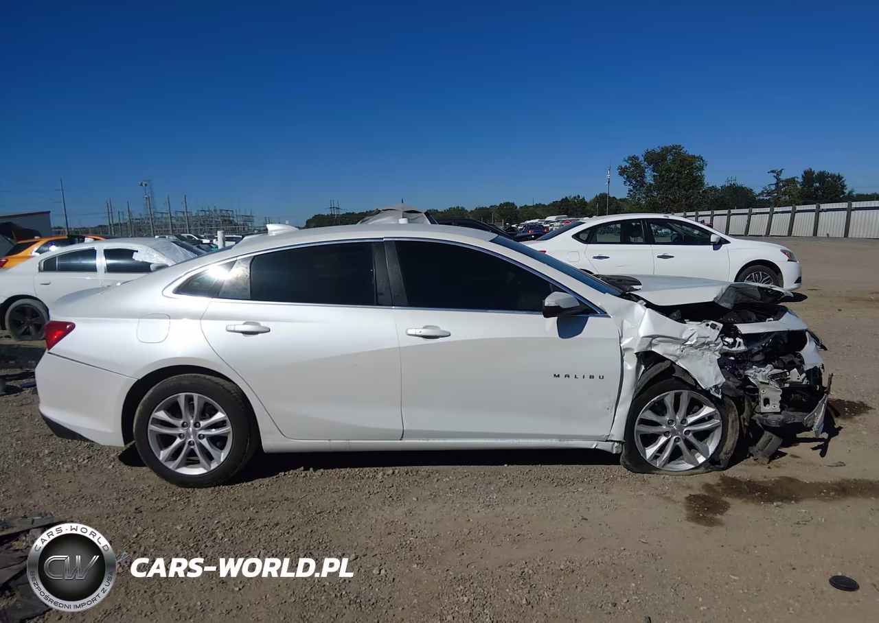 2016 Chevrolet Malibu 1Lt VIN:1G1ZE5STXGF300884 - 14