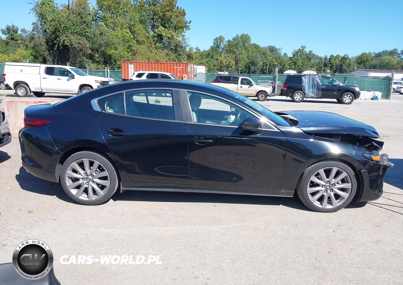 2020 Mazda Mazda3 Preferred Package VIN:3MZBPBDM1LM123236 - 14