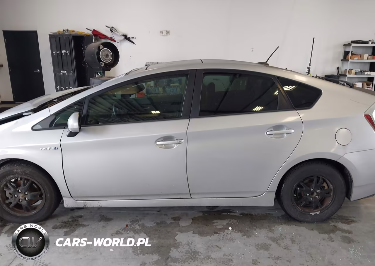 2011 Toyota Prius Four VIN:JTDKN3DU4B1363889 - 15