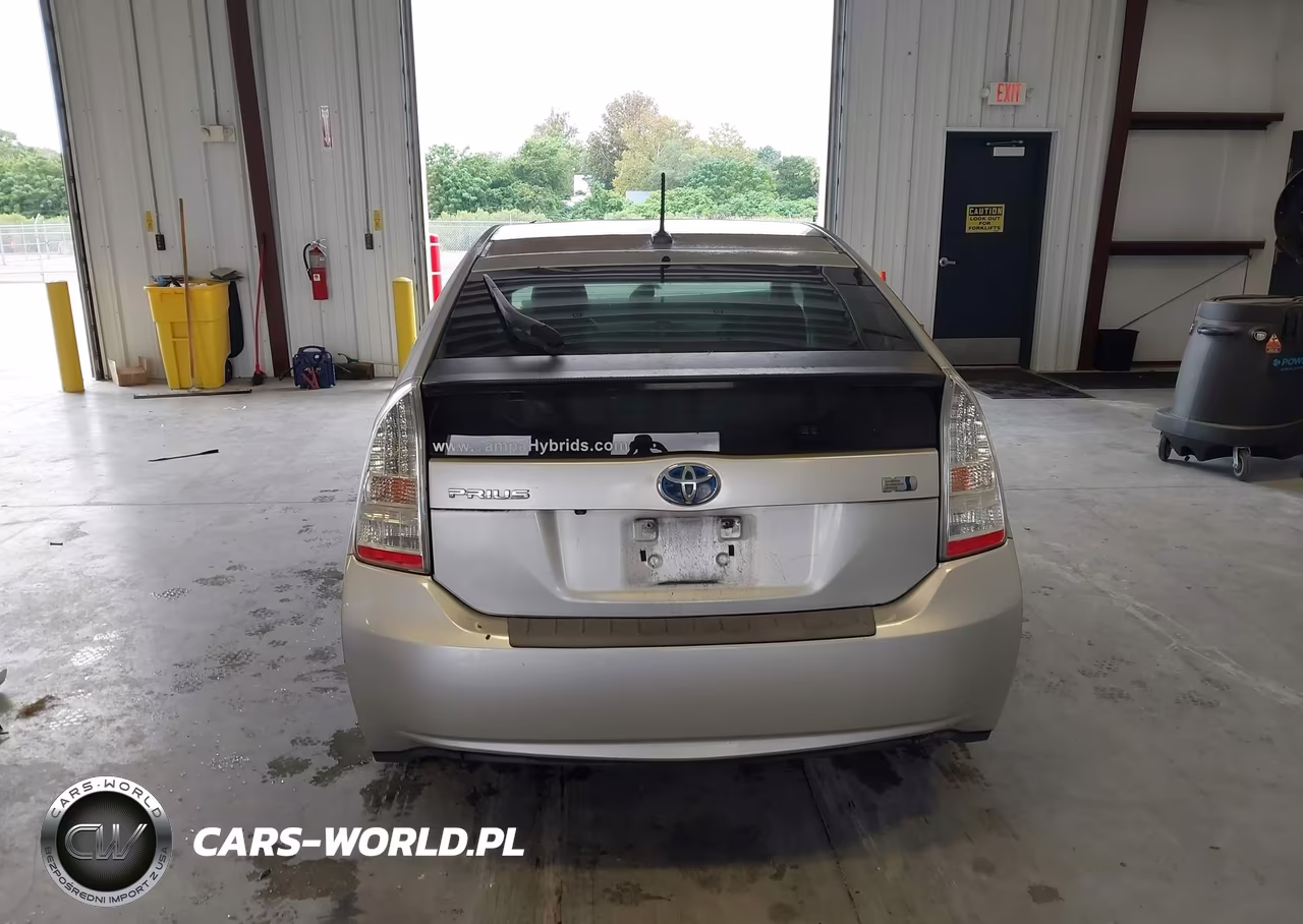 2011 Toyota Prius Four VIN:JTDKN3DU4B1363889 - 17