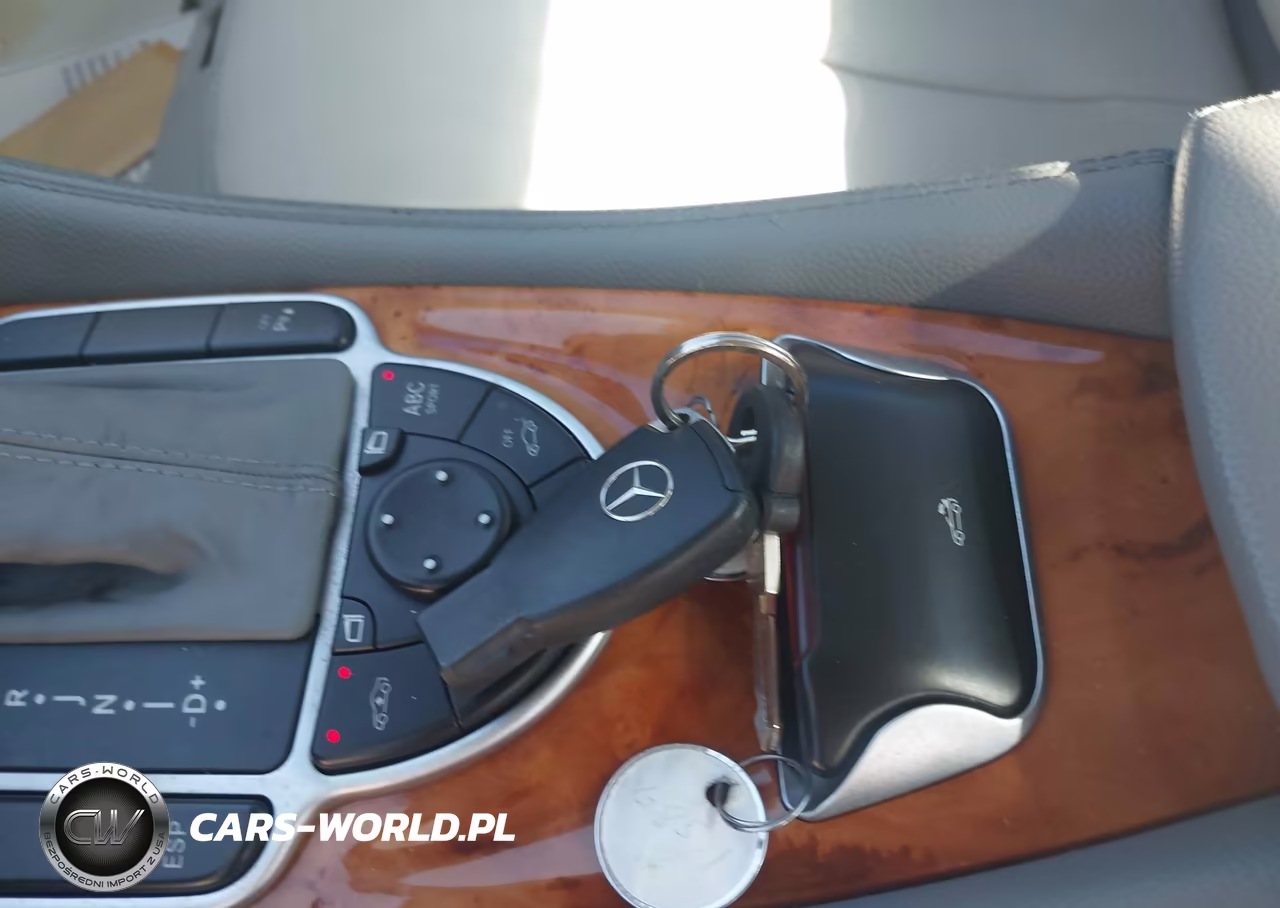 2005 Mercedes-Benz Coupe VIN:WDBSK75F15F094420 - 11