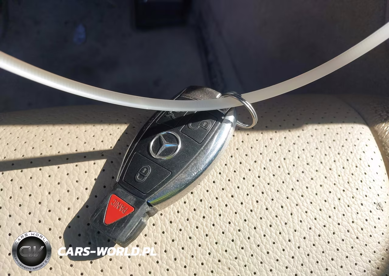 2014 Mercedes-Benz C 300 Sport 4Matic VIN:WDDGF8AB7EA942811 - 11