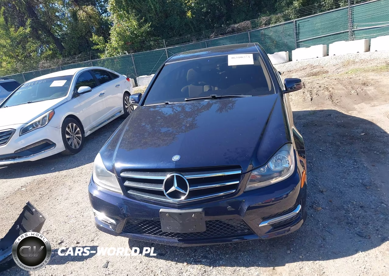 2014 Mercedes-Benz C 300 Sport 4Matic VIN:WDDGF8AB7EA942811 - 12