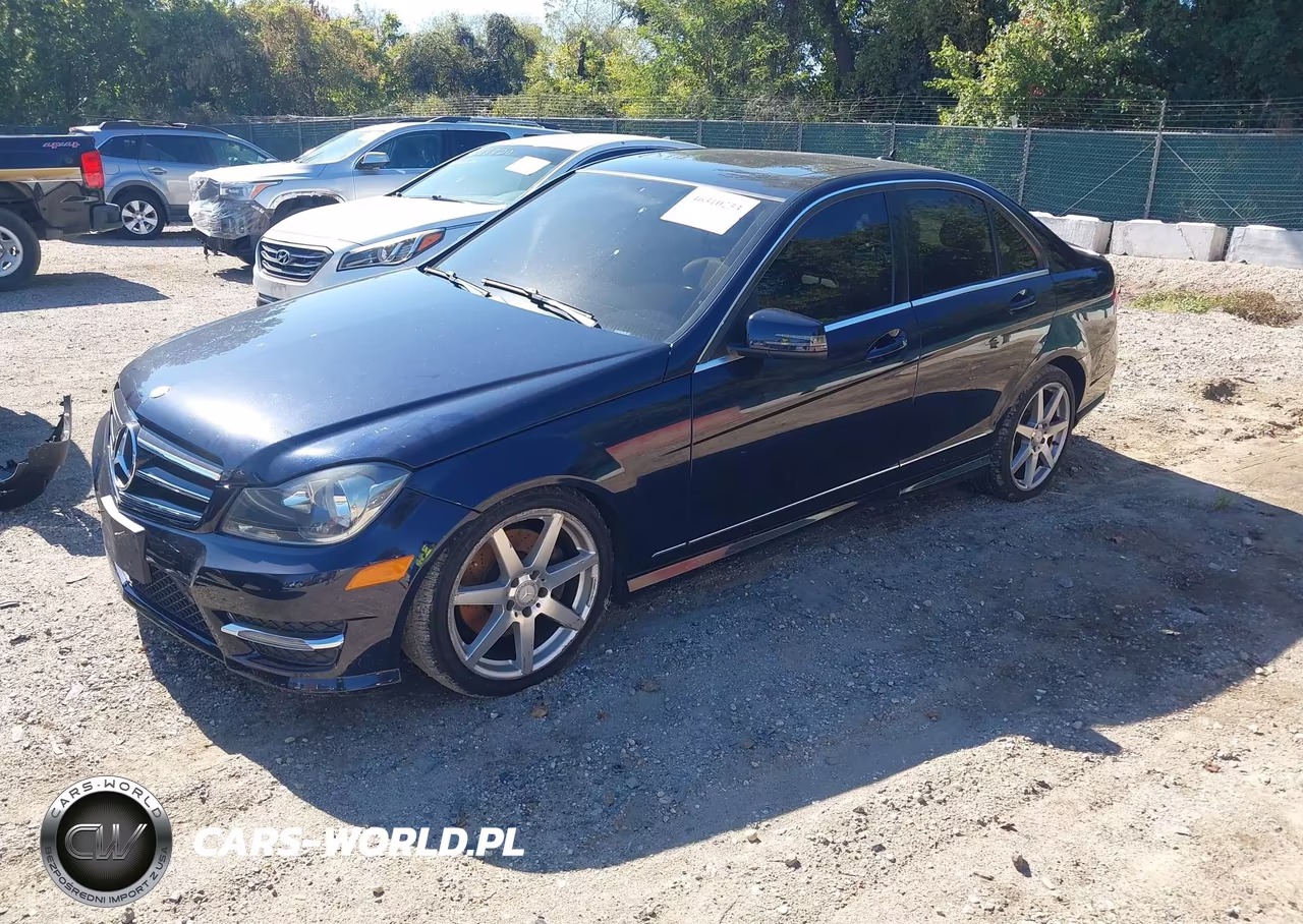 2014 Mercedes-Benz C 300 Sport 4Matic VIN:WDDGF8AB7EA942811 - 2