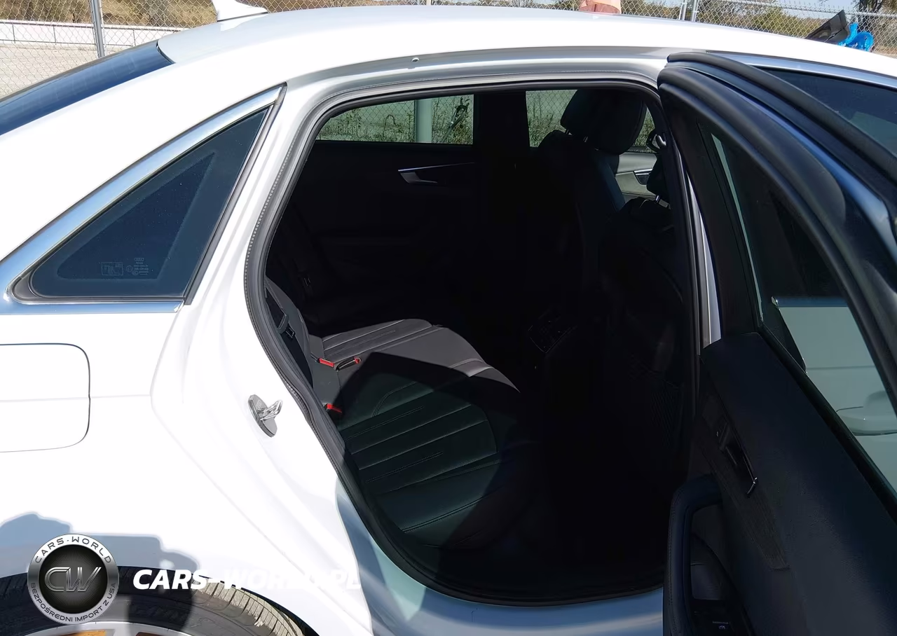 2019 Audi A4 45 Premium VIN:WAUENAF41KN019019 - 8