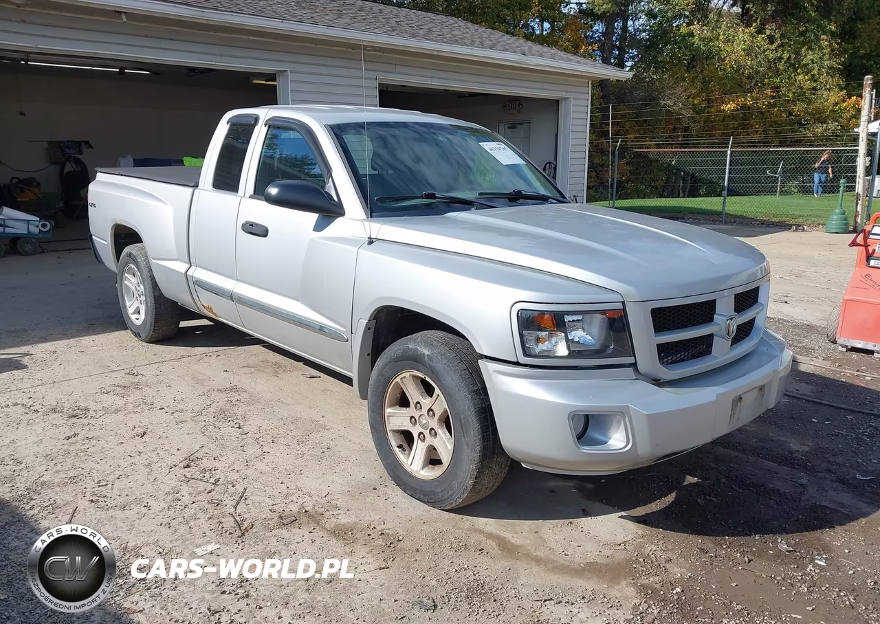 2011 Ram Dakota Bighorn-Lonestar