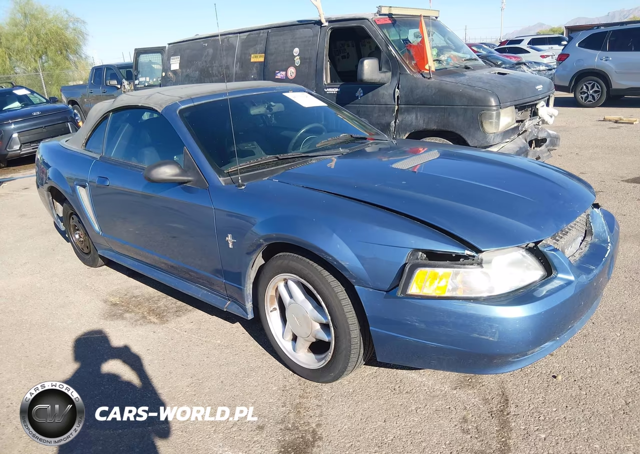 2000 Ford Mustang