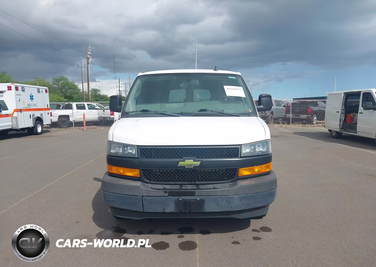 2018 Chevrolet Express 3500 Ls VIN:1GAZGNFG0J1301232 - 17