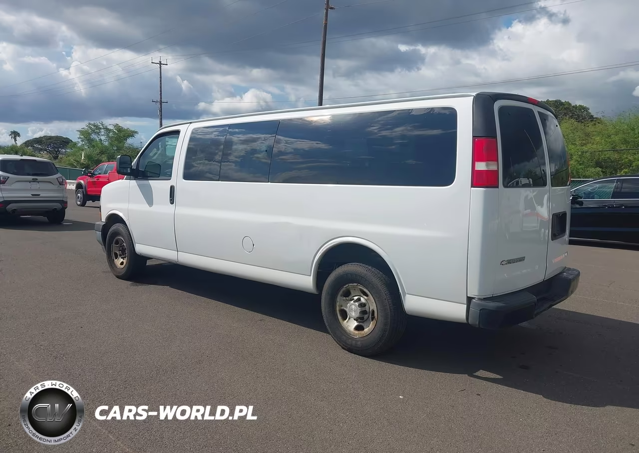 2018 Chevrolet Express 3500 Ls VIN:1GAZGNFG0J1301232 - 3