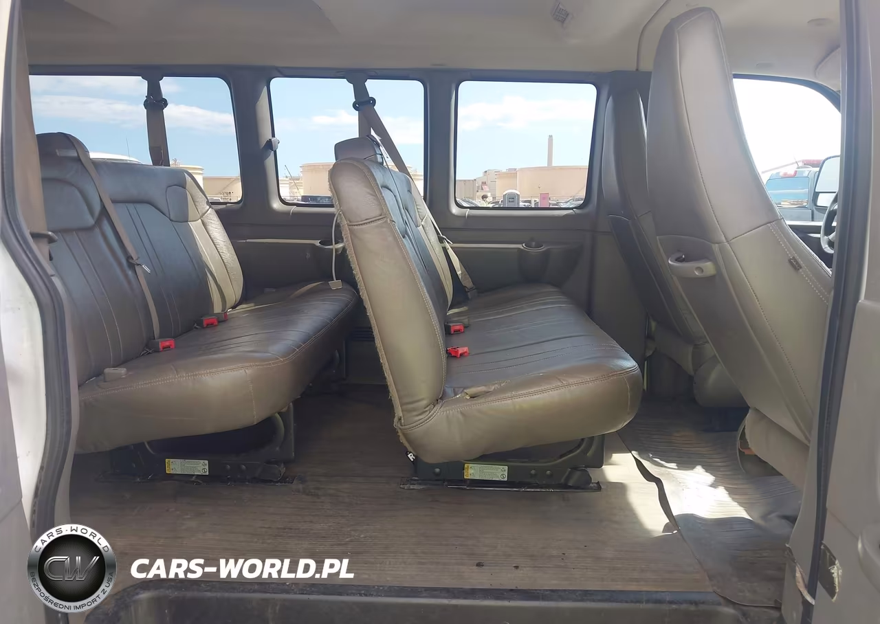 2018 Chevrolet Express 3500 Ls VIN:1GAZGNFG0J1301232 - 8