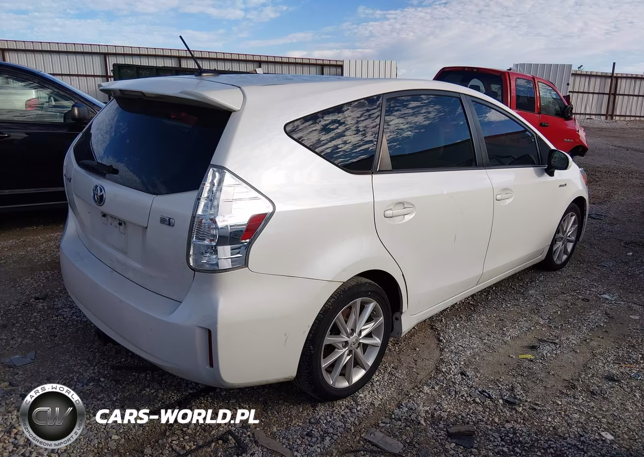 2014 Toyota Prius V Five VIN:JTDZN3EU2E3311795 - 4