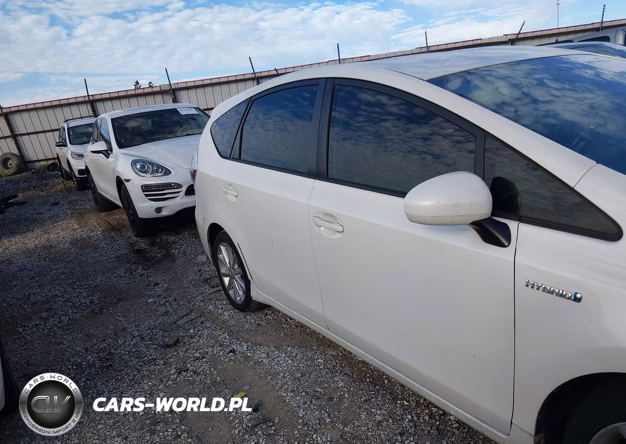 2014 Toyota Prius V Five VIN:JTDZN3EU2E3311795 - 6
