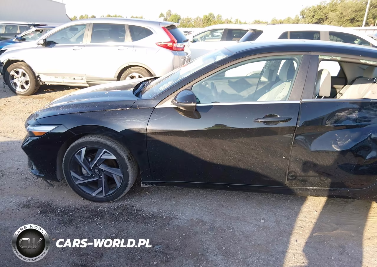 2025 Hyundai Elantra Limited VIN:KMHLP4DG3SU981858 - 14