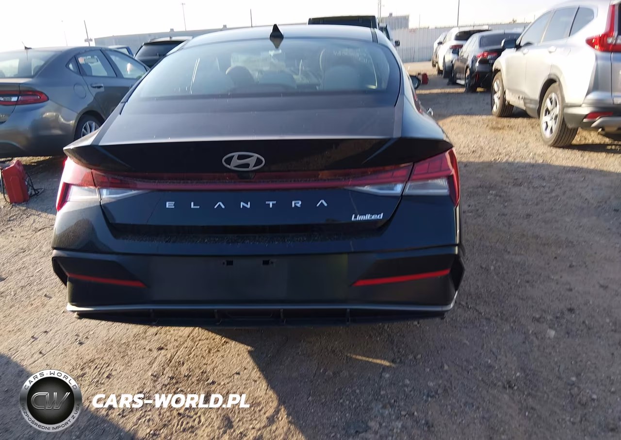 2025 Hyundai Elantra Limited VIN:KMHLP4DG3SU981858 - 16