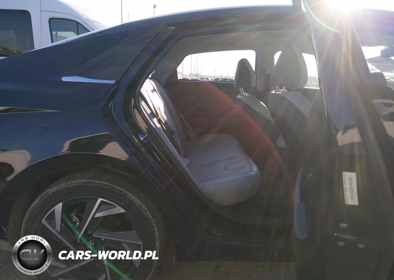 2025 Hyundai Elantra Limited VIN:KMHLP4DG3SU981858 - 8