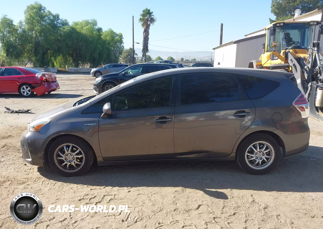 2015 Toyota Prius V Four VIN:JTDZN3EU4FJ026951 - 14
